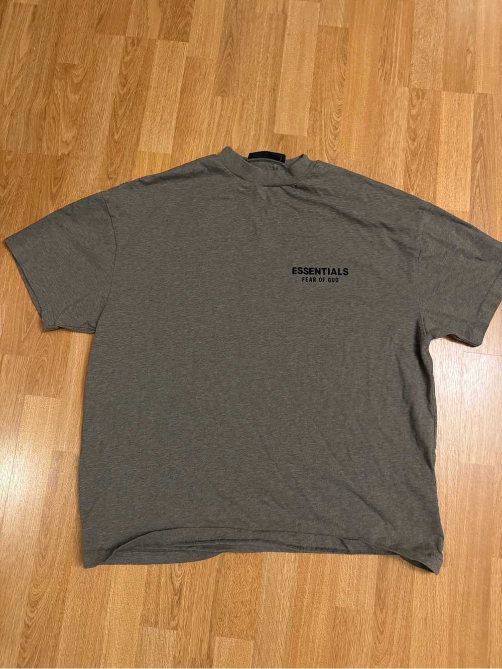 Fear of God Essentials Gray Logo T-Shirt XXS Oversized